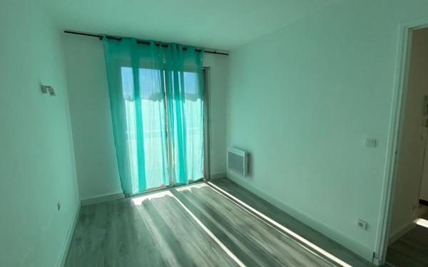 Appartement à louer    2 pièces •  Mèze