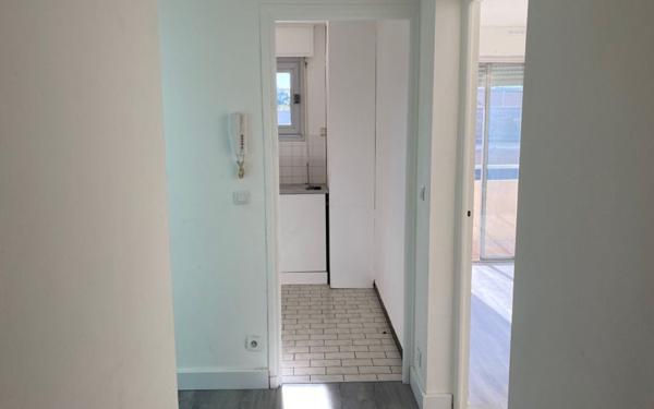 Appartement à louer    2 pièces •  Mèze