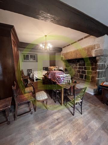 Maison à AUBUSSON (23200)