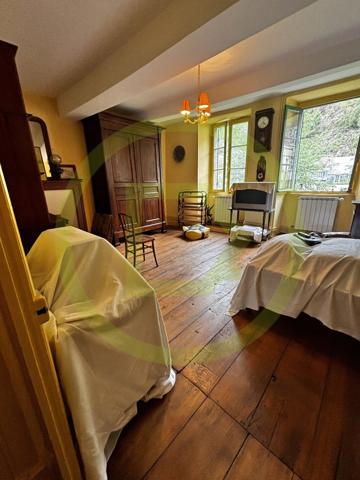 Maison à AUBUSSON (23200)