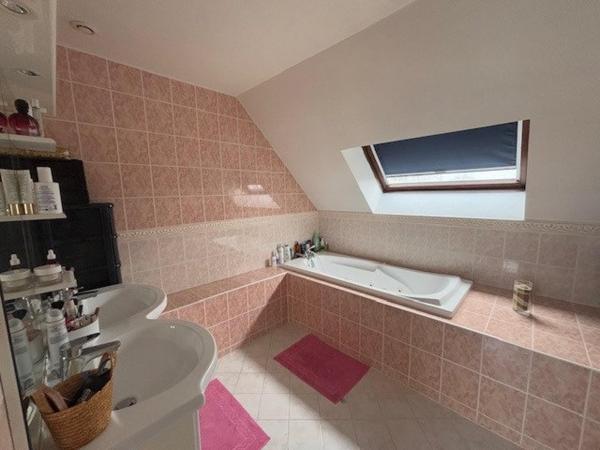 Authenticité, poutres et pierres apparentes, charme de l'ancien