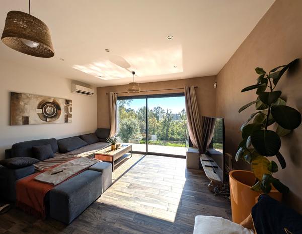 Villa récente 100m² avec piscine et grand jardin