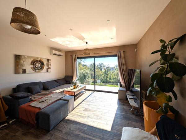 Villa récente 100m² avec piscine et grand jardin