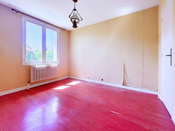 Appartement
         4 pièces
        - 96 m² Exclusivité 149 900 € *