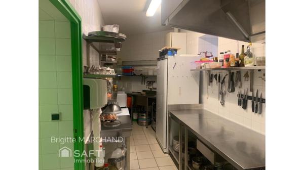 Vends Fonds de Commerce Bar/Restaurant/Épicerie