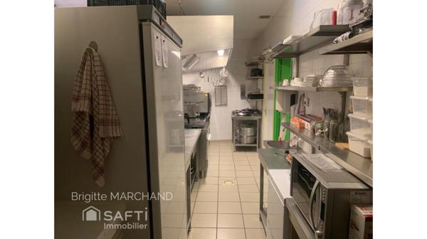 Vends Fonds de Commerce Bar/Restaurant/Épicerie