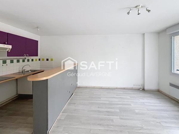 T3 avec balcon, piscine et 2 parkings