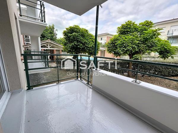 T3 avec balcon, piscine et 2 parkings