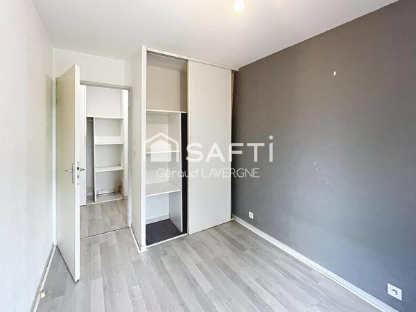 T3 avec balcon, piscine et 2 parkings