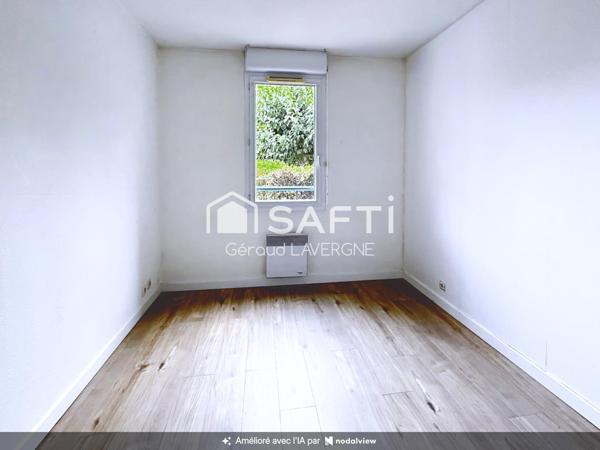 T3 avec balcon, piscine et 2 parkings
