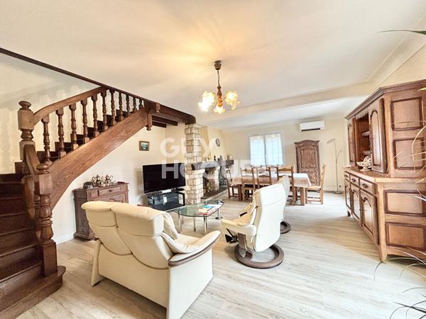 Maison de caractère 175 m² avec garage proche centre ville d'ORTHEZ