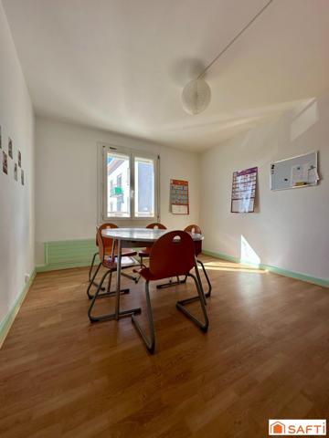 Appartement rénové avec 3 chambres