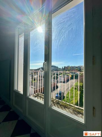 Appartement rénové avec 3 chambres