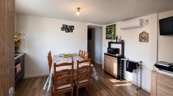 Maison
         9 pièces
        - 263 m² Bien prestige 835 000 € *