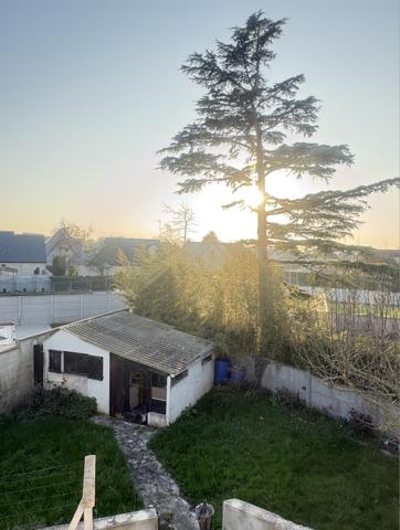 Maison
         7 pièces
        - 140 m² 220 000 € *