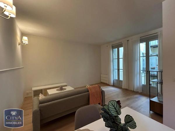 Appartement à louer 2 pièces 44.52m² Béziers (34500)