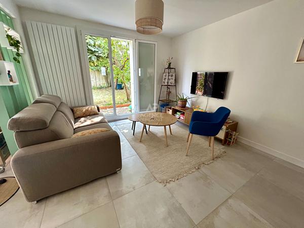 Maison Acheres 6 pièce(s) 120 m2 €399 000 ** - Référence 8886