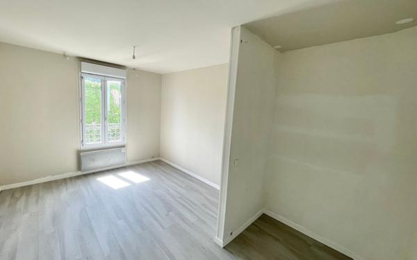 Appartement à vendre    2 pièces •  Sevran
