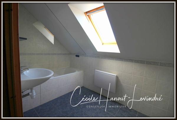 Pontorson (50170) PONTORSON - Secteur Sud. Maison 142 m²- 4 Chambres - Dépendances. Terrain 4000 m².