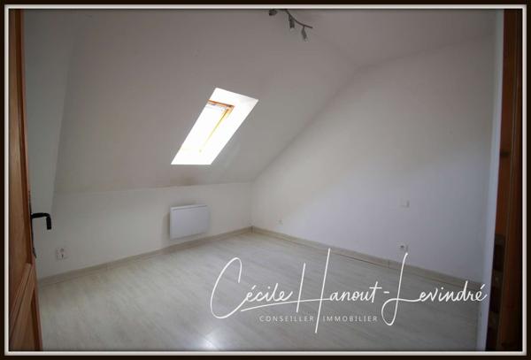 Pontorson (50170) PONTORSON - Secteur Sud. Maison 142 m²- 4 Chambres - Dépendances. Terrain 4000 m².