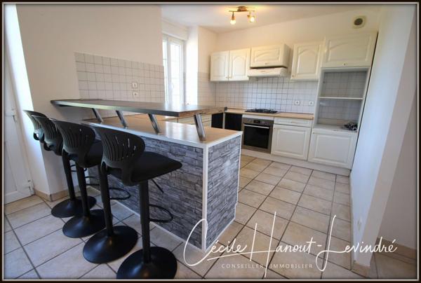 Pontorson (50170) PONTORSON - Secteur Sud. Maison 142 m²- 4 Chambres - Dépendances. Terrain 4000 m².