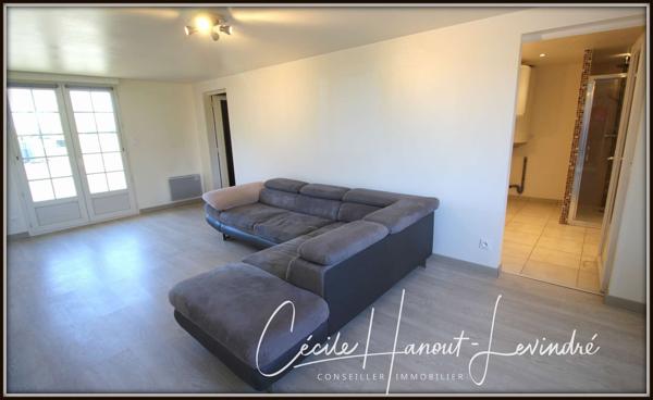 Pontorson (50170) PONTORSON - Secteur Sud. Maison 142 m²- 4 Chambres - Dépendances. Terrain 4000 m².