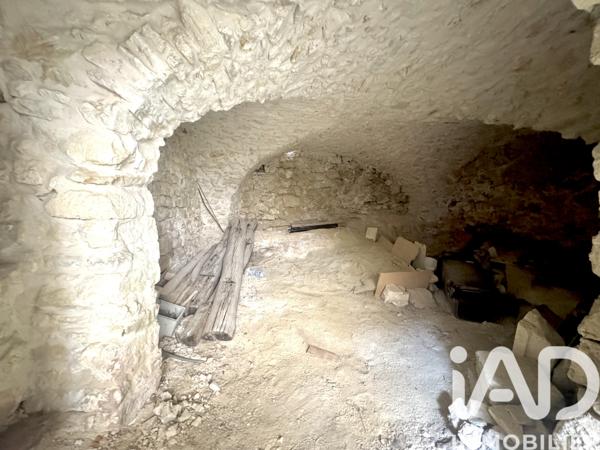 Maison à vendre 15 pièces 220 m² Labastide-de-Virac