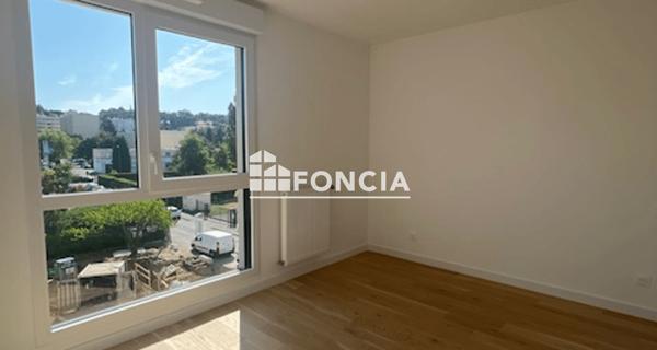 À vendre Appartement 5 pièces 118 m² - Francheville 69340