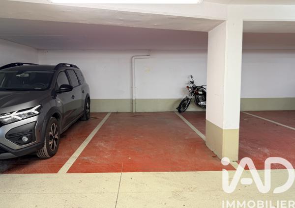 Parking à vendre 150 m² Paris 11