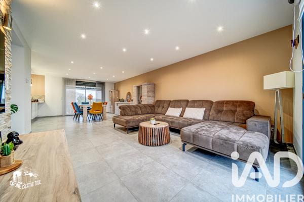 Maison à vendre 6 pièces 176 m² Bertrange