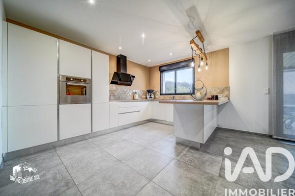 Maison à vendre 6 pièces 176 m² Bertrange