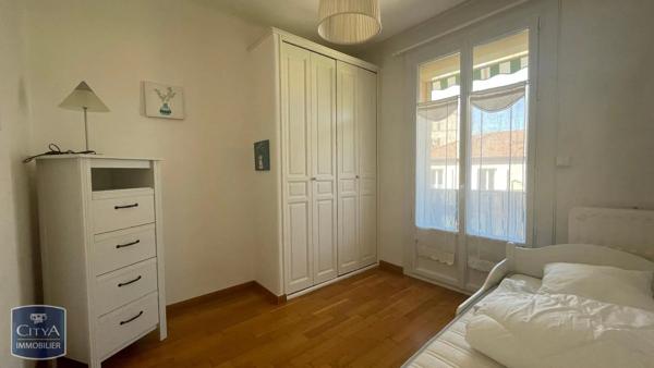 Appartement à louer 4 pièces 83.35m² Aix-en-Provence (13090)