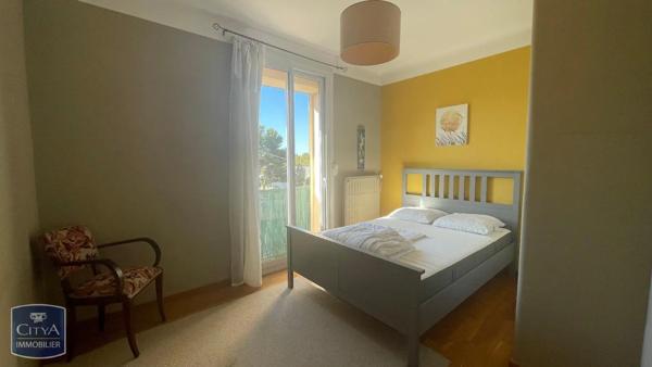 Appartement à louer 4 pièces 83.35m² Aix-en-Provence (13090)