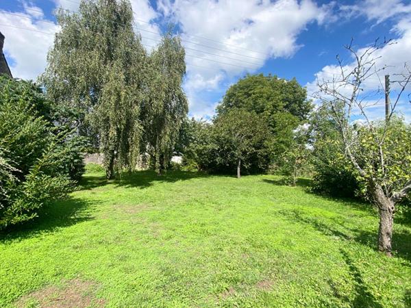 PLOEREN aux portes de Vannes, Ensemble immobilier en pierres  longère 248M2 et bâtisse de150M2 sur 1500 M2 de terrain