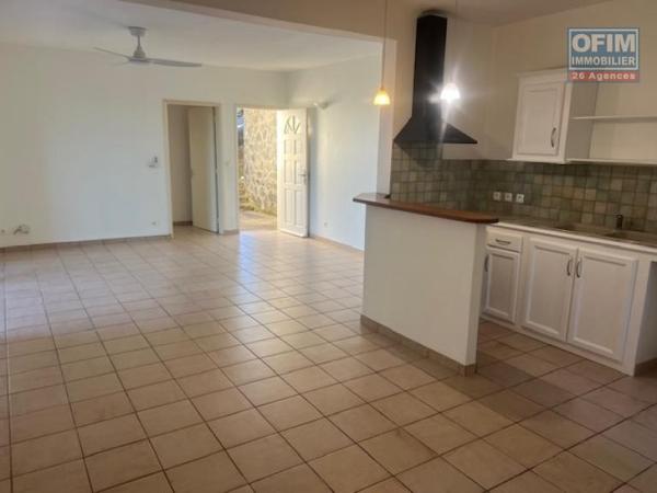 A louer jolie appartement T4 avec son jardin