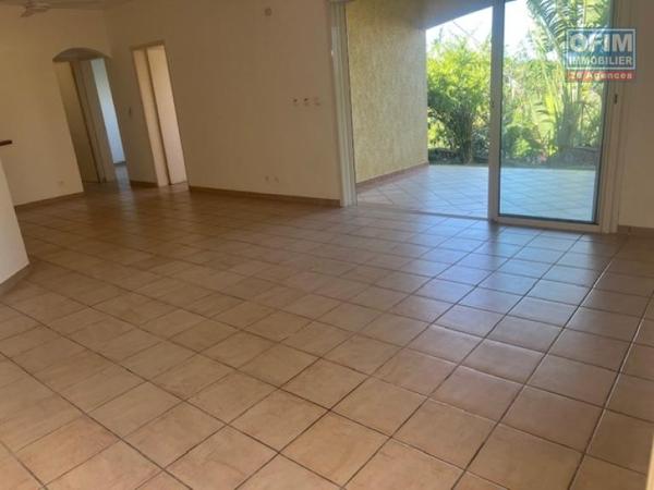 A louer jolie appartement T4 avec son jardin