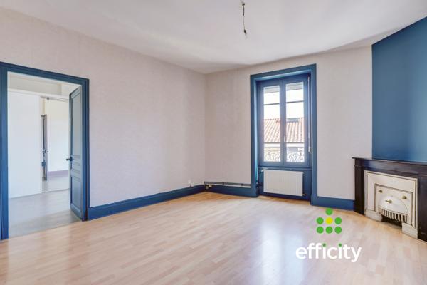 Appartement
         2 pièces
        - 47 m²