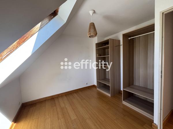 Maison
         4 pièces
        - 73 m² 282 000 € *