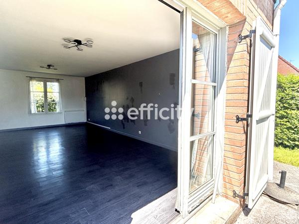 Maison
         4 pièces
        - 73 m² 282 000 € *