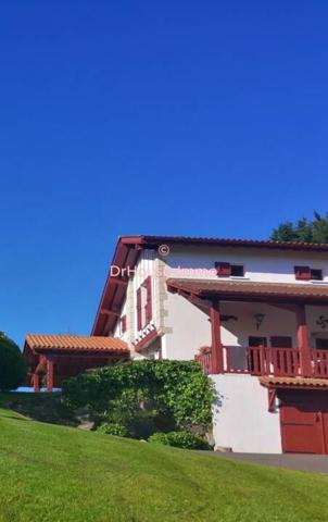 Maison à vendre 4 pièces de 181 m²