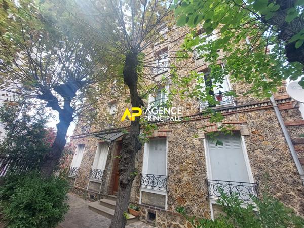 BEZONS _ Appartement 2 pièces 40 m2 €192 000 ** - Référence 4405