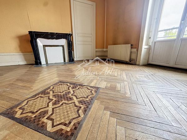 Hotel particulier de 275m2 à rénover