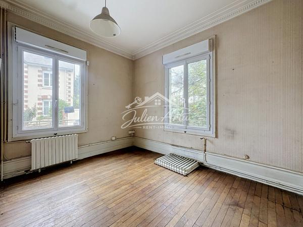 Hotel particulier de 275m2 à rénover