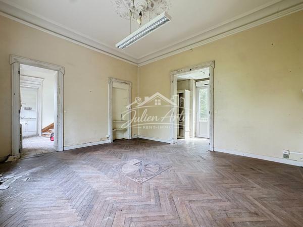 Hotel particulier de 275m2 à rénover