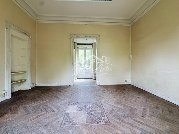 Hotel particulier de 275m2 à rénover