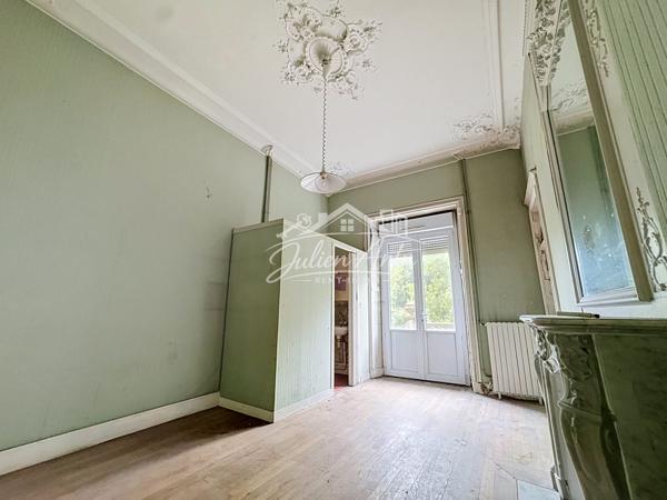 Hotel particulier de 275m2 à rénover