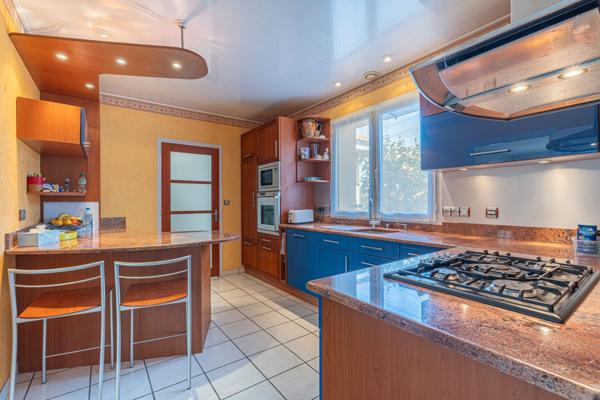 Maison 7 pièces - 190 m²