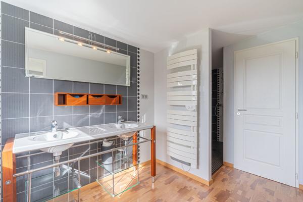 Maison 7 pièces - 190 m²