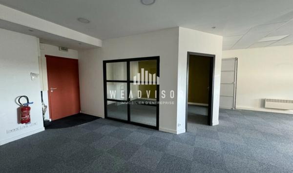 A LOUER / A VENDRE : BUREAUX DE 300 M² AVEC CINQ PARKINGS - ZONE SUD LE MANS
