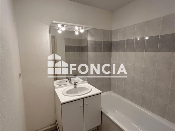 Location Appartement 2 pièces 40.56 m² - 889 ROUTE DE MONTBARTIER Montech 82700